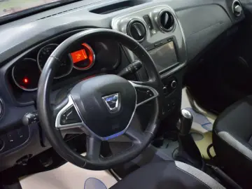 DACIA SANDERO 1.5 dCi 90CP Laureate