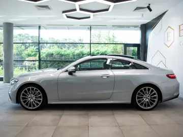 Mercedes-Benz Clasa E 400d 4Matic Coupe
