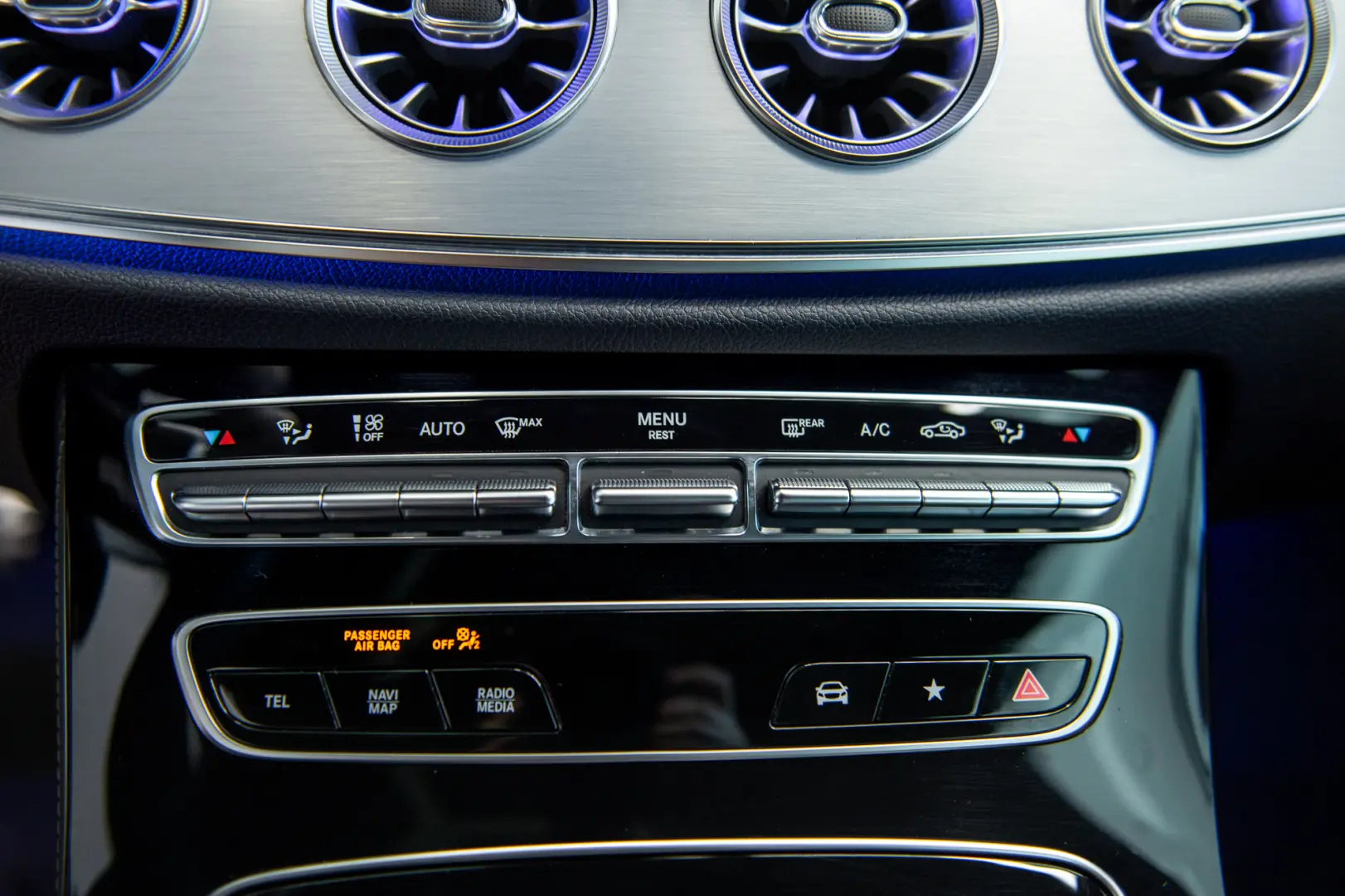 Mercedes-Benz Clasa E 400d 4Matic Coupe