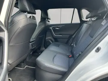 RAV 4 2.5 4x4 Hybrid Style Selection