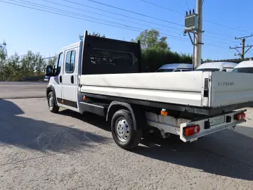 Peugeot Boxer Doka 6+1 L4 2.2 D 140 Cp