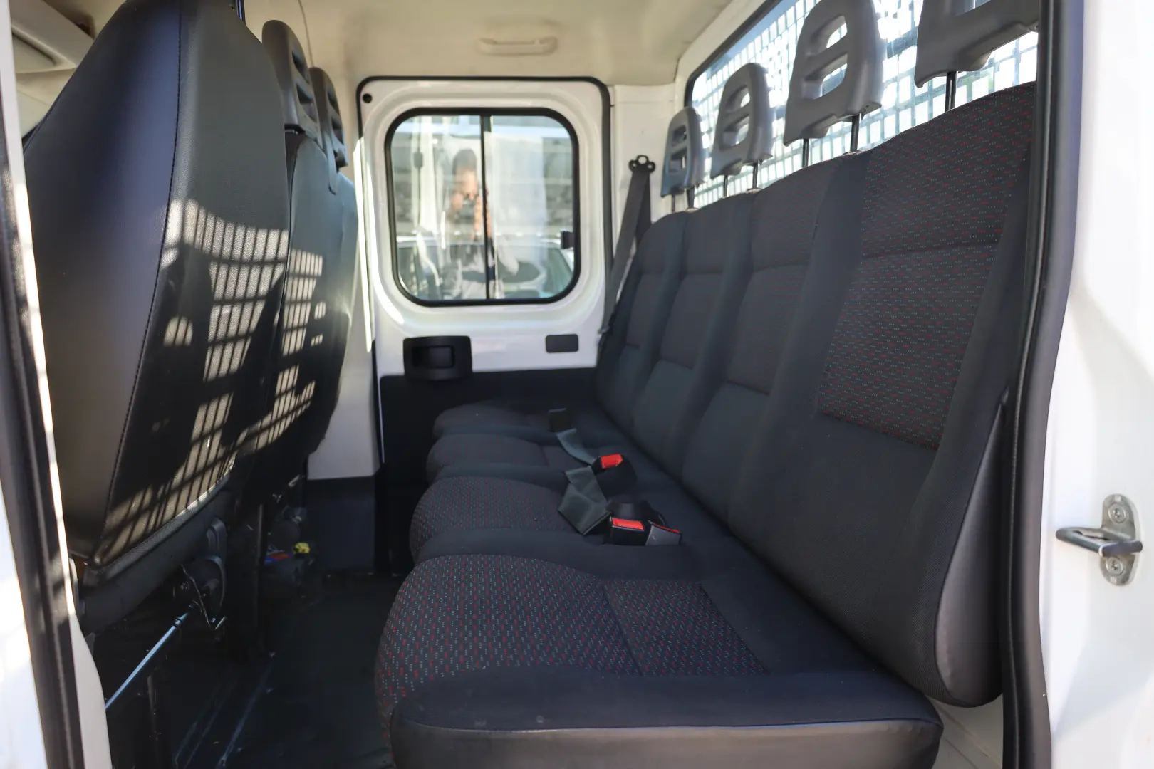 Peugeot Boxer Doka 6+1 L4 2.2 D 140 Cp