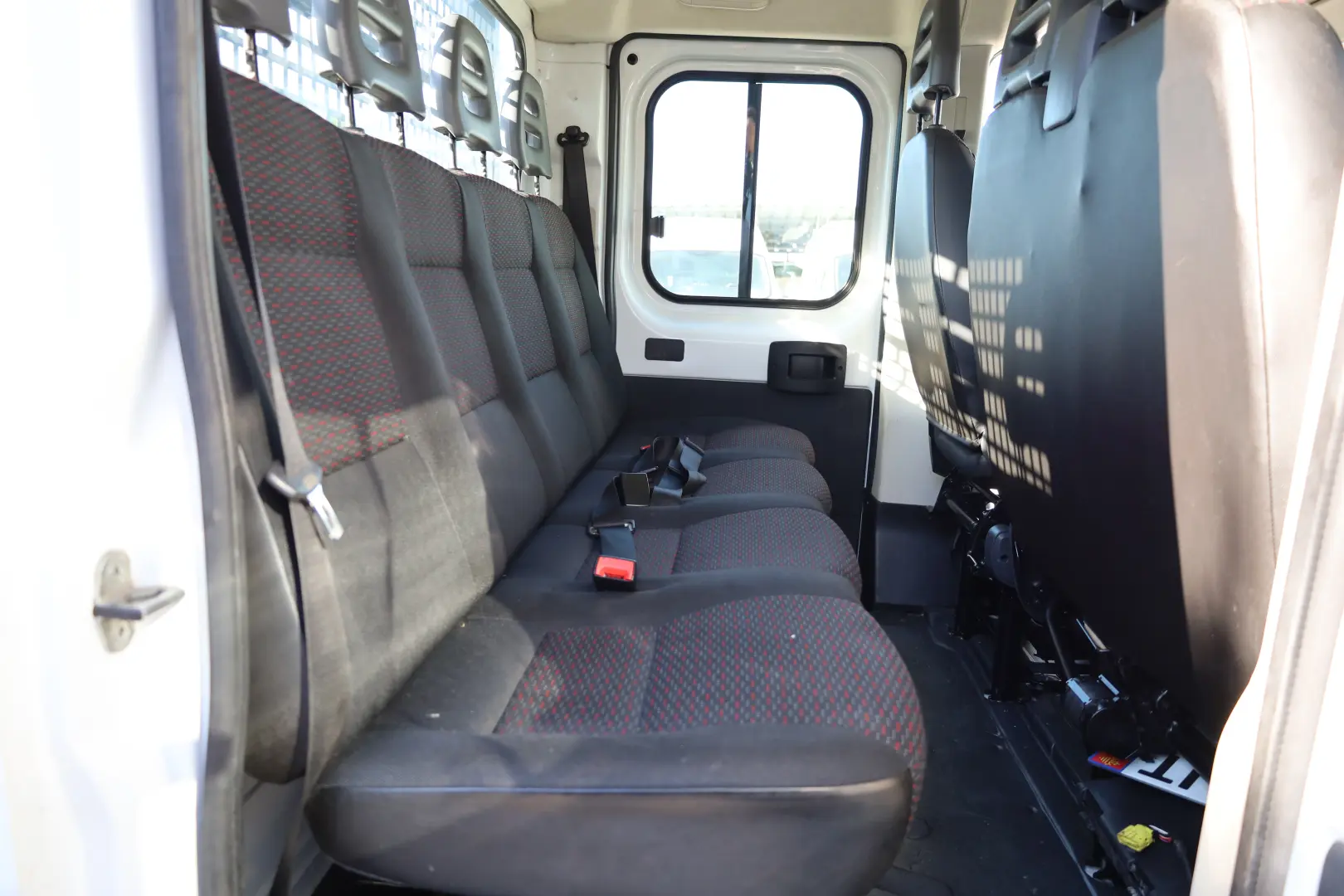 Peugeot Boxer Doka 6+1 L4 2.2 D 140 Cp