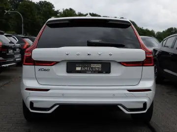 XC60 B4 R-Design AWD FACEL. LED NAVI AHK PANO