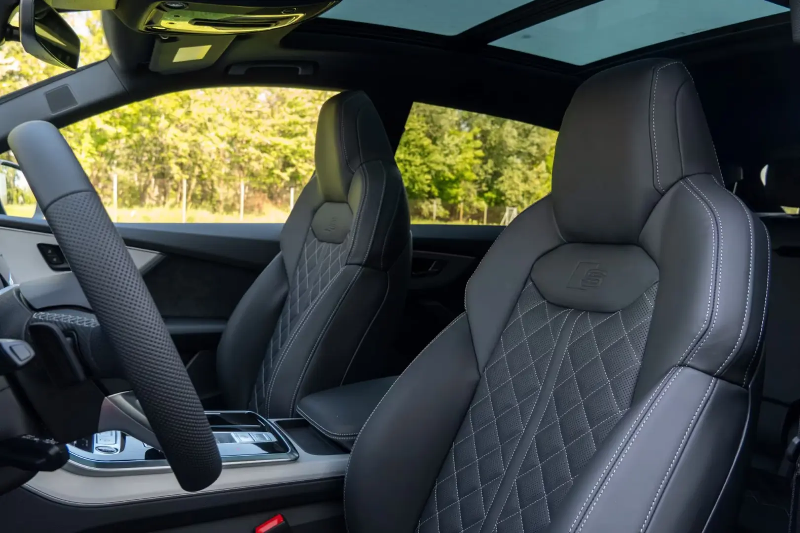 Audi Q8 50 TDI SLINE. PANO. LUFTF. MATRICE