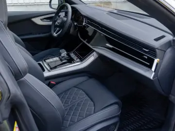 Audi Q8 50 TDI SLINE. PANO. LUFTF. MATRICE