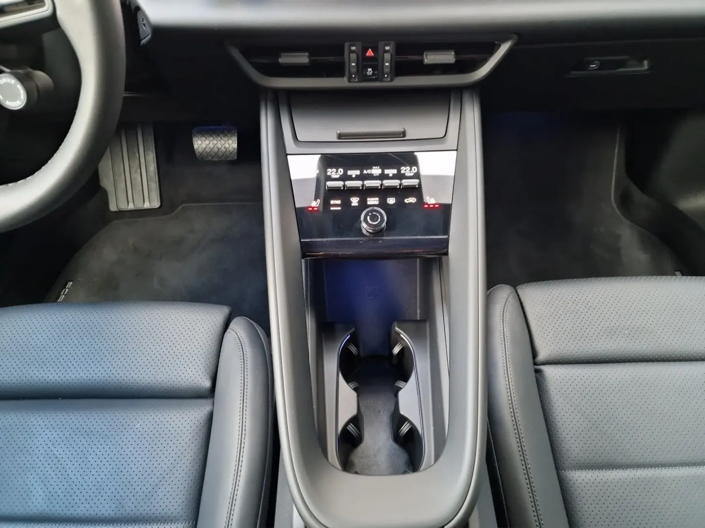 Macan 4 InnoDr. Matrix Pano BOSE AHK 14W 360°