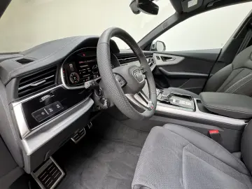 Audi Q8 50 TDI AHK SLine Sport+ OLED