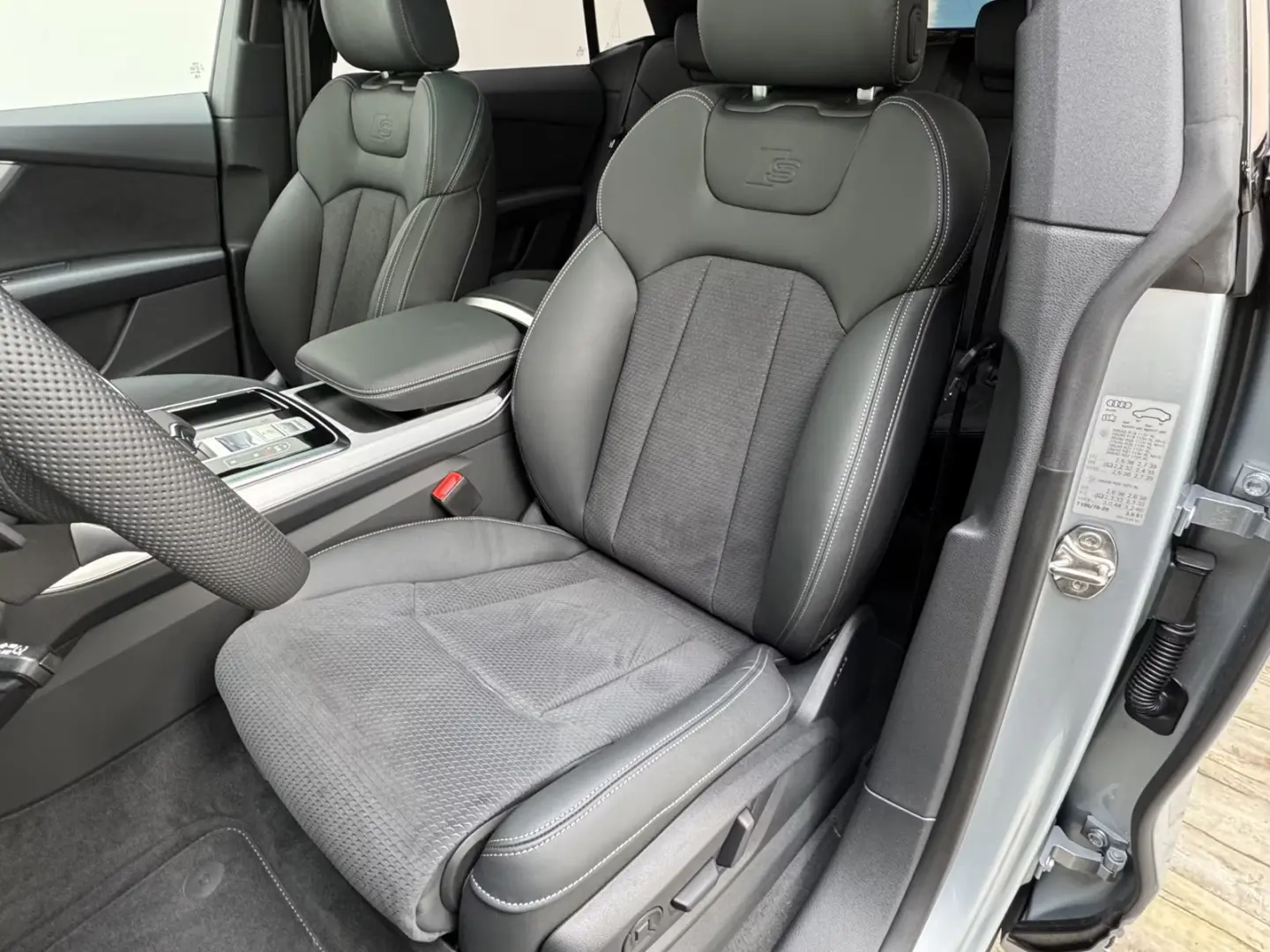 Audi Q8 50 TDI AHK SLine Sport+ OLED