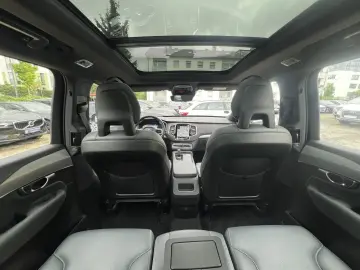 XC90 Momentum Pro AWD AHK+PANO-SD+360°+LEDER+ACC