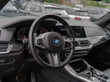 X5 xDrive 40d M-Sport PANO AHK HUD 360° LASER
