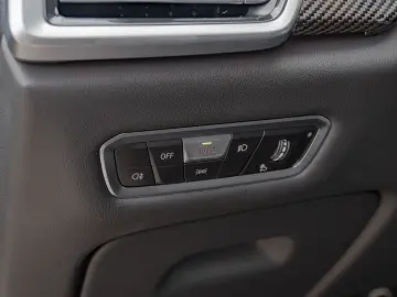 X5 xDrive 40d M-Sport PANO AHK HUD 360° LASER