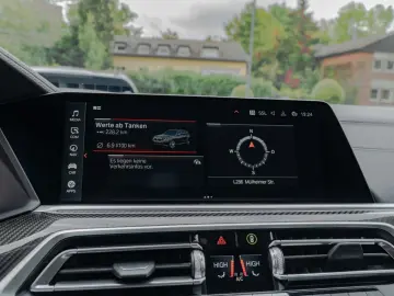 X5 xDrive 40d M-Sport PANO AHK HUD 360° LASER