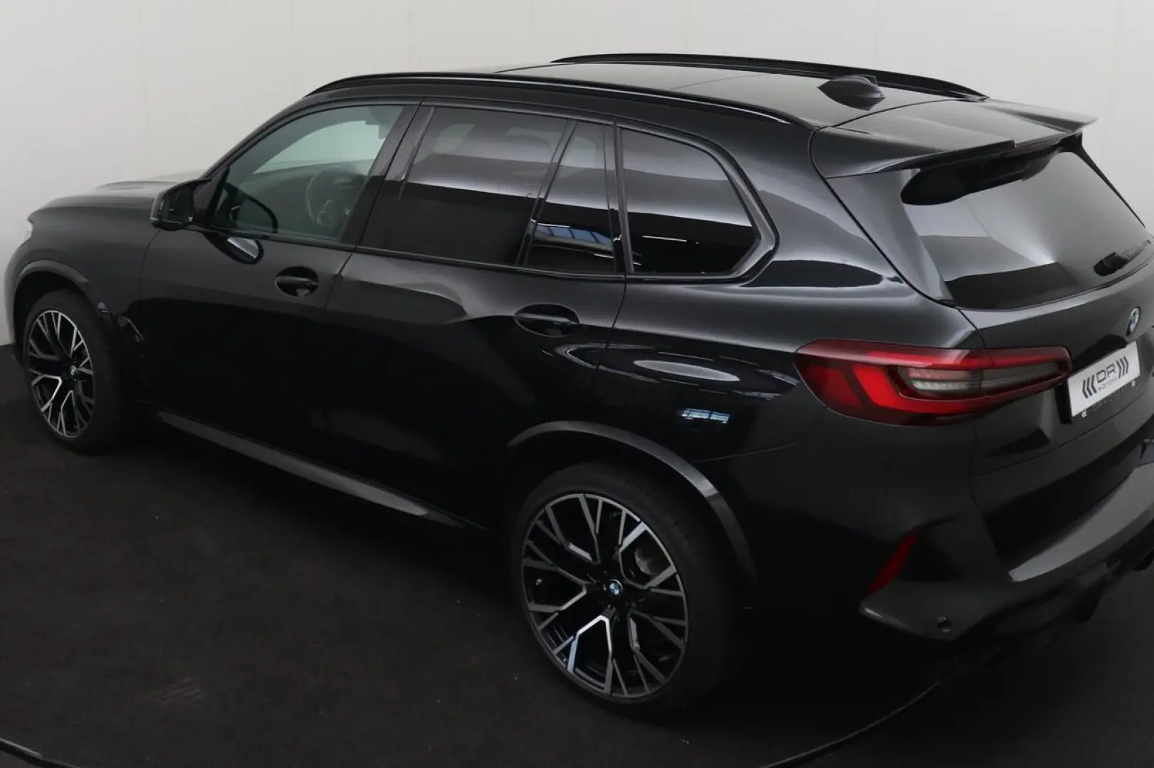 X5 M COMPETITION - LEDER - NAVI - CARPLAY