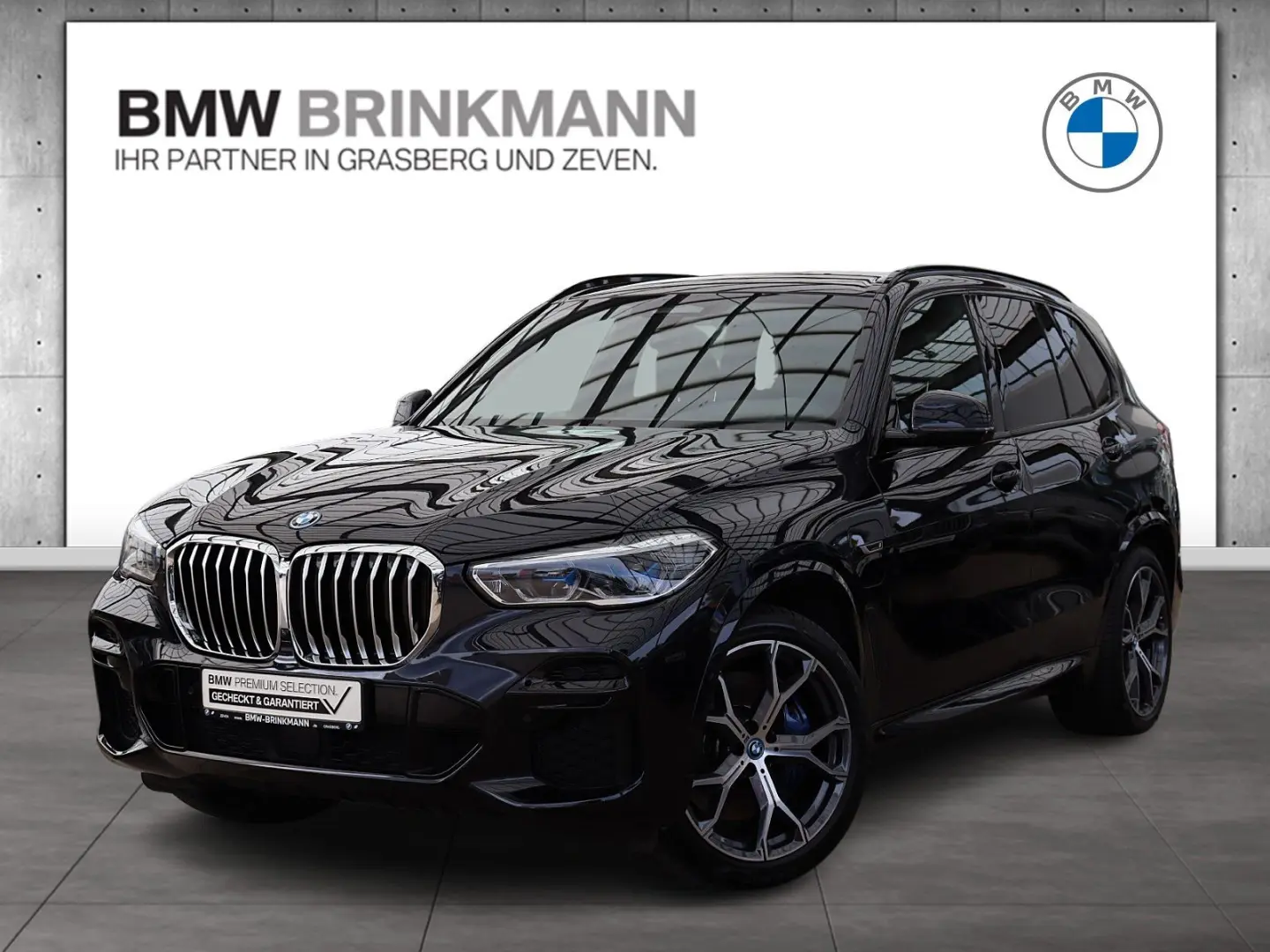X5 xDrive45e aut. / M SPORT + AHK + NAVI + HUD +