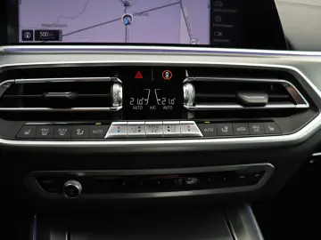 X5 xDrive45e aut. / M SPORT + AHK + NAVI + HUD +