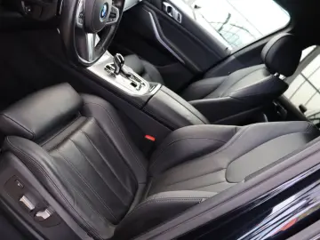 X5 xDrive45e aut. / M SPORT + AHK + NAVI + HUD +