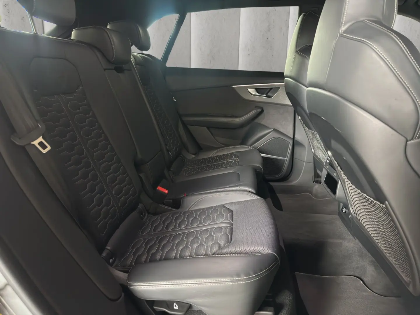 RSQ8 4.0 TFSI quattro Matrix Pan Keramik AHK B&O