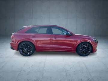 RS Q8 SUV performance tiptr. Vmax305 Stdhz PANO