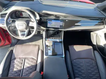 RS Q8 SUV performance tiptr. Vmax305 Stdhz PANO