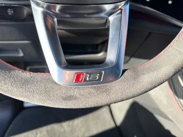 RS Q8 SUV performance tiptr. Vmax305 Stdhz PANO
