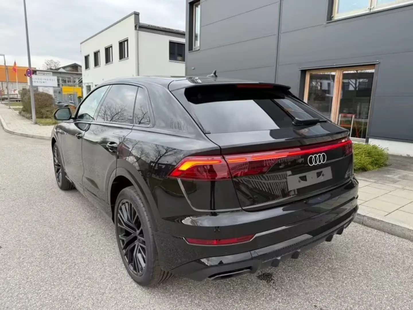 Audi Q8 50 TDI quattro FACELIFT/HEADUP