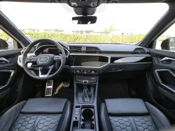 RS Q3 Sportback 2.5 TFSI quattro PANO MATRIX-LED