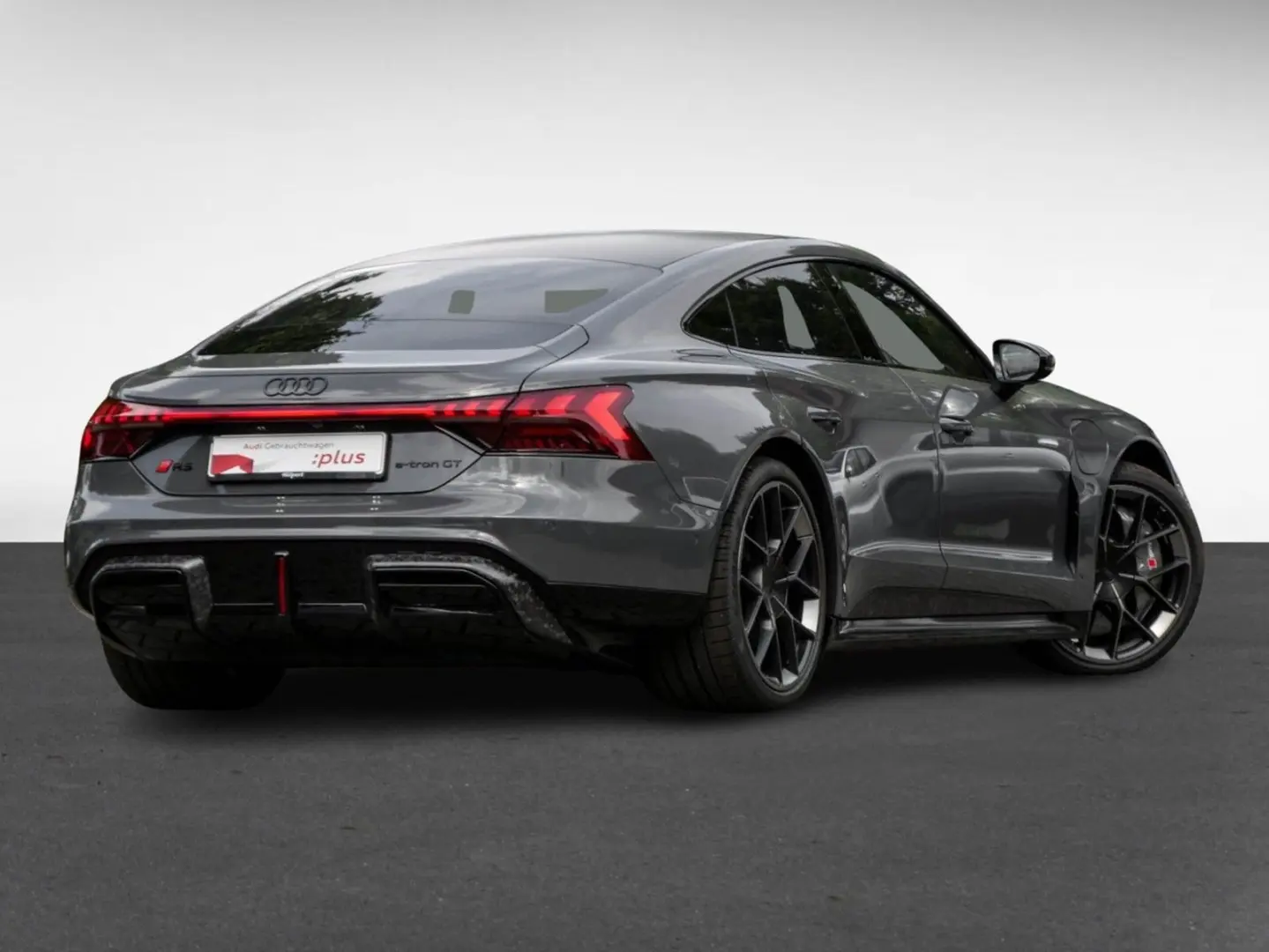 RS e-tron GT performance quattro CARBONDACH LM21