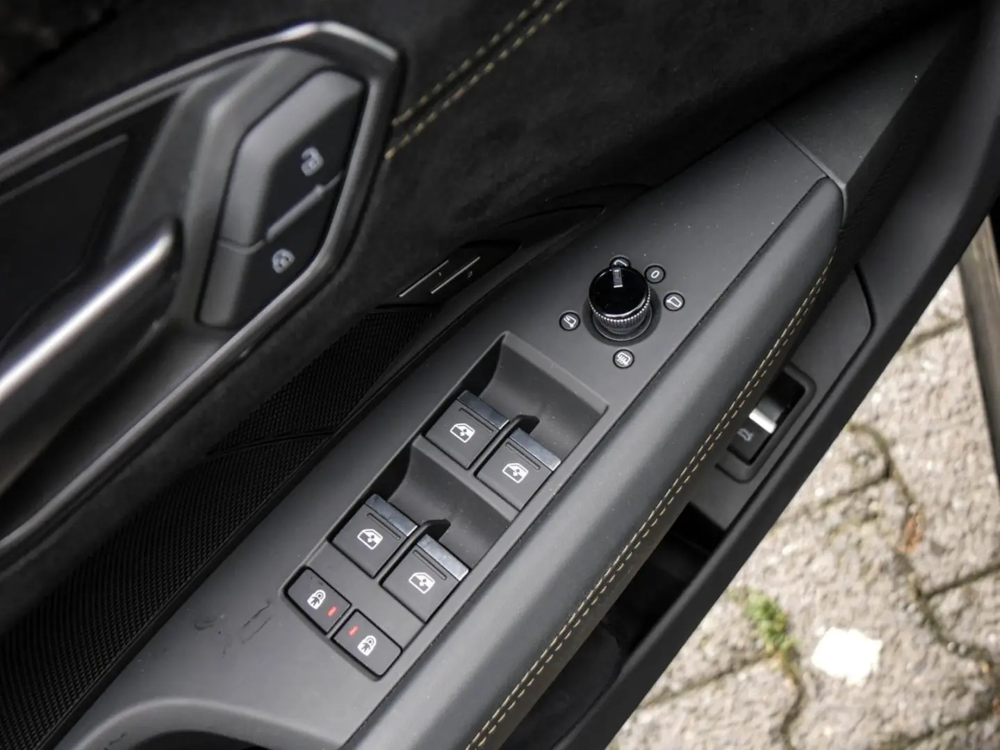 RS e-tron GT performance quattro CARBONDACH LM21