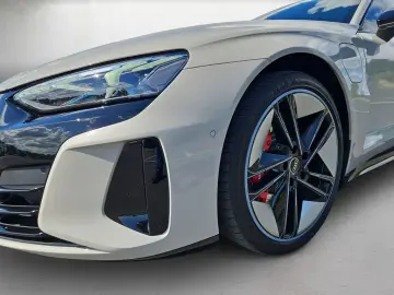 RS e-tron GT quattro *Matrix*HuD*