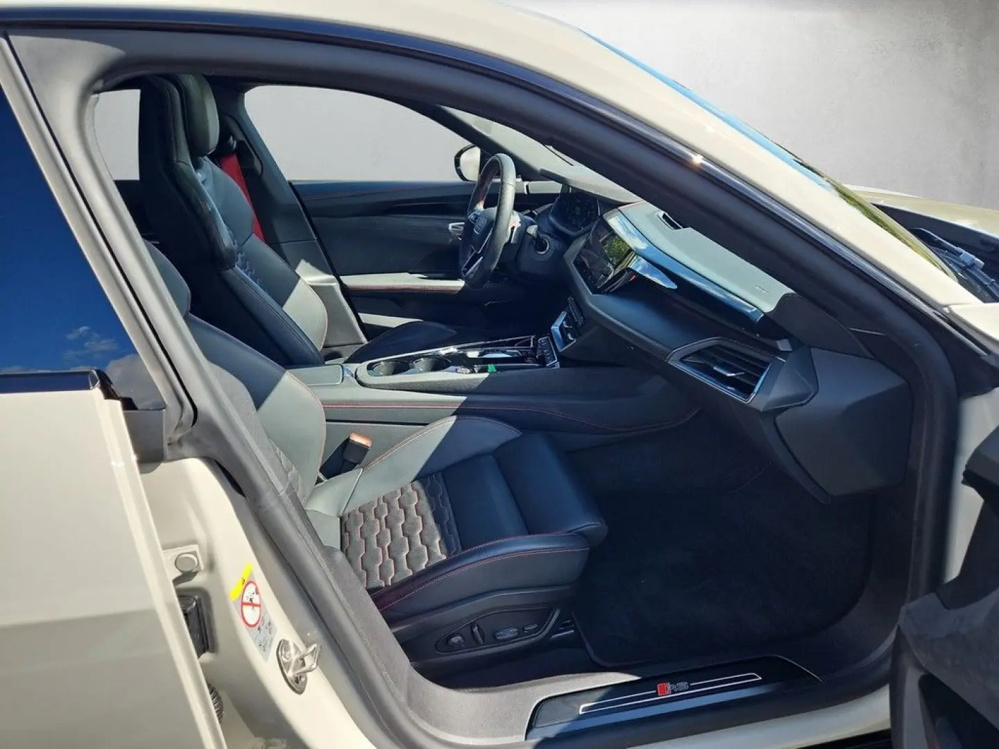 RS e-tron GT quattro *Matrix*HuD*