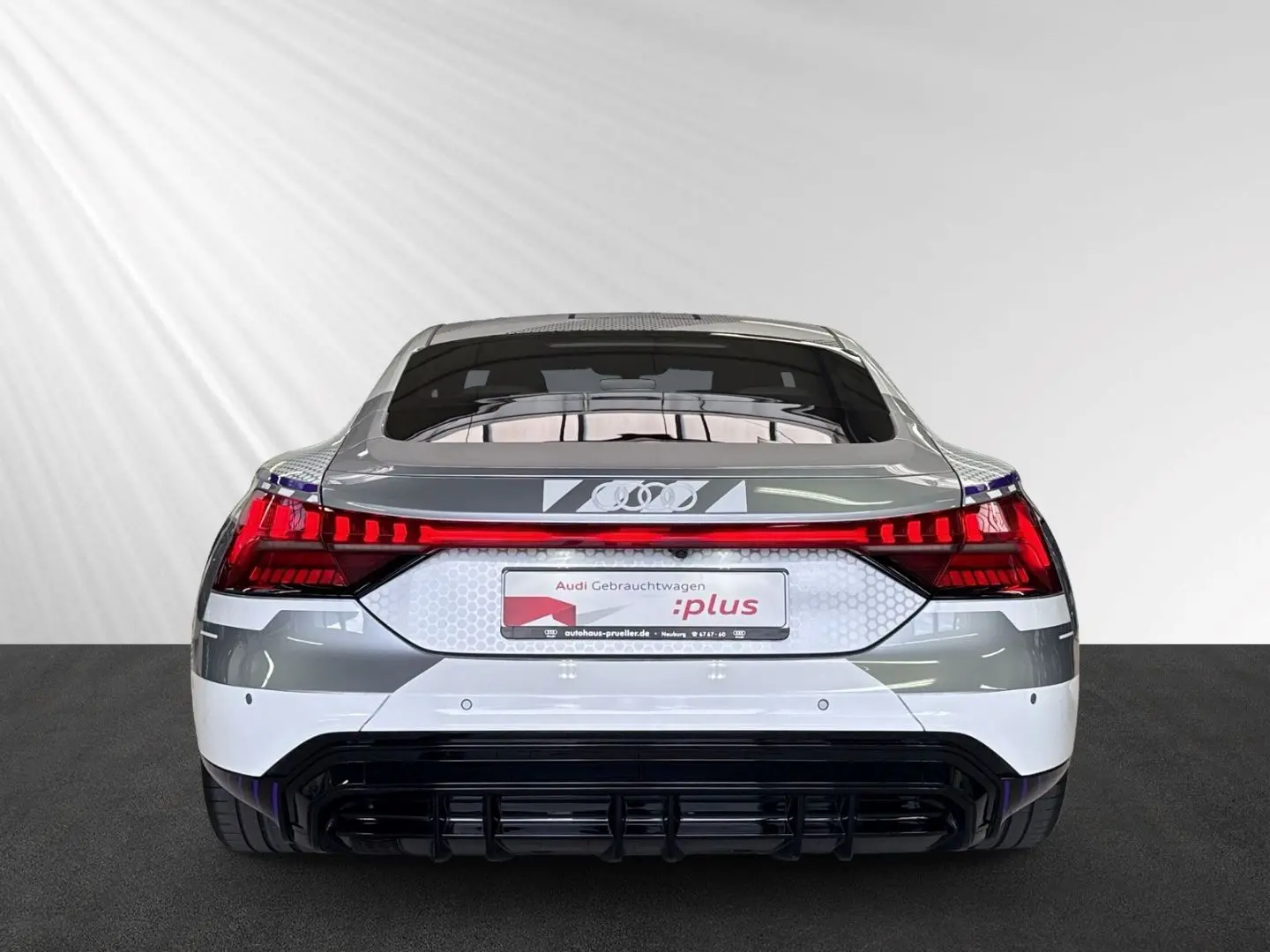 RS e-tron GT ice race edition 1/99 360°+Keramik