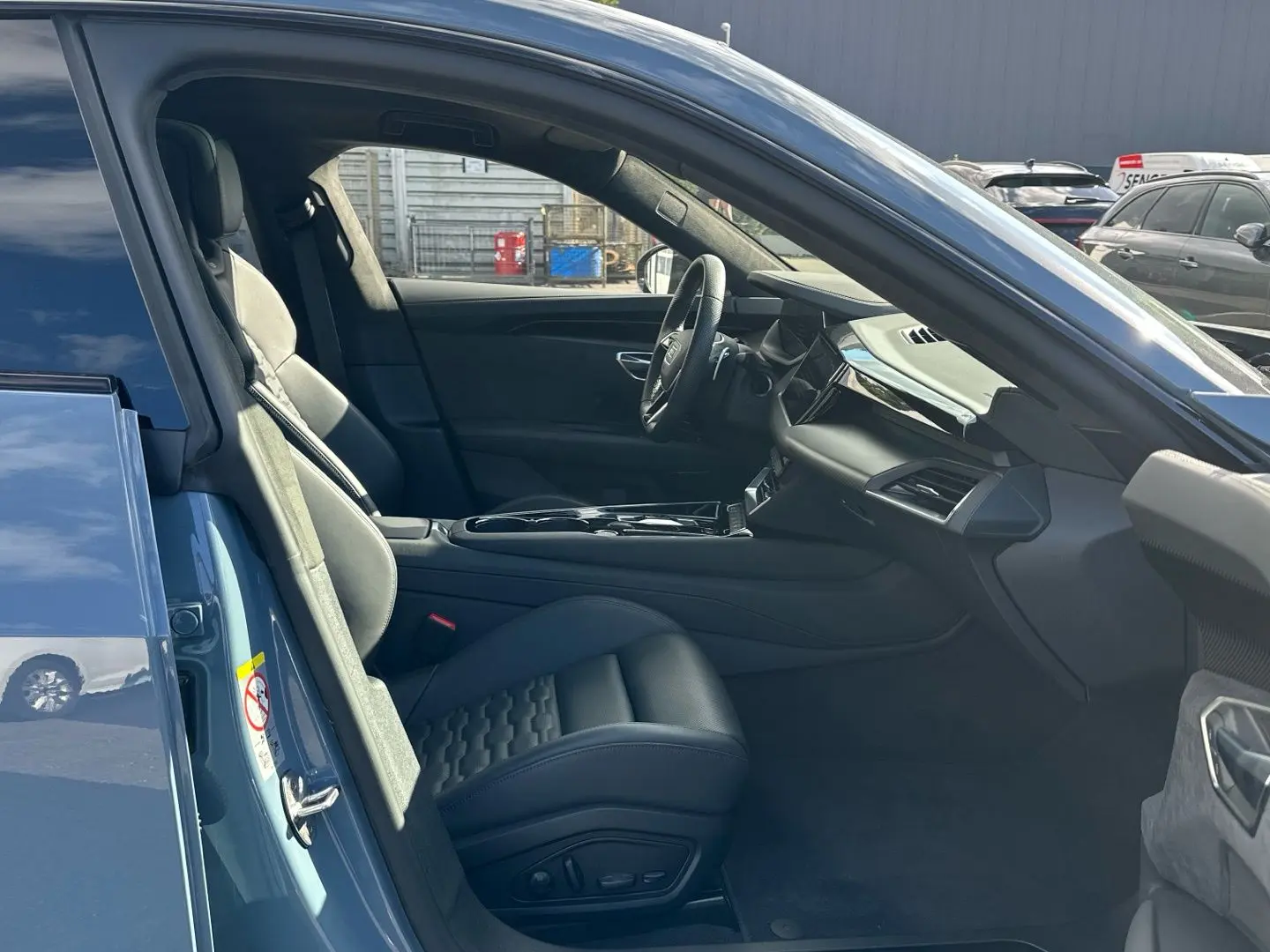RS e-tron GT quattro Matrix Pano B&O HUD Standh.