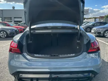 RS e-tron GT quattro Matrix Pano B&O HUD Standh.
