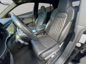 Audi SQ8 4.0 TFSI qu. Matrix B&O Pano HuD