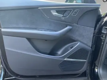 Audi SQ8 4.0 TFSI qu. Matrix B&O Pano HuD