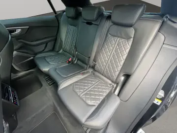 Audi SQ8 4.0 TFSI qu. Matrix B&O Pano HuD