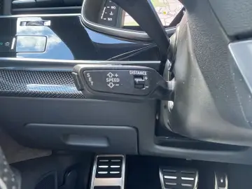 Audi SQ8 4.0 TFSI qu. Matrix B&O Pano HuD