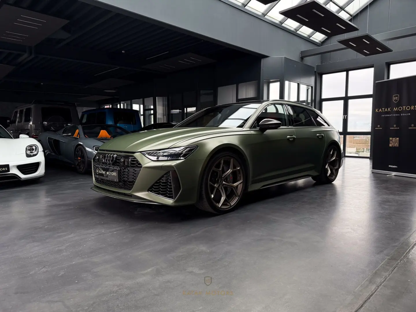 RS6 PERFORMA/FULLCARBON/DYNAMIK+/PANO/B&O/HEADUP