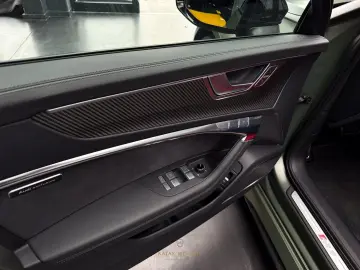 RS6 PERFORMA/FULLCARBON/DYNAMIK+/PANO/B&O/HEADUP