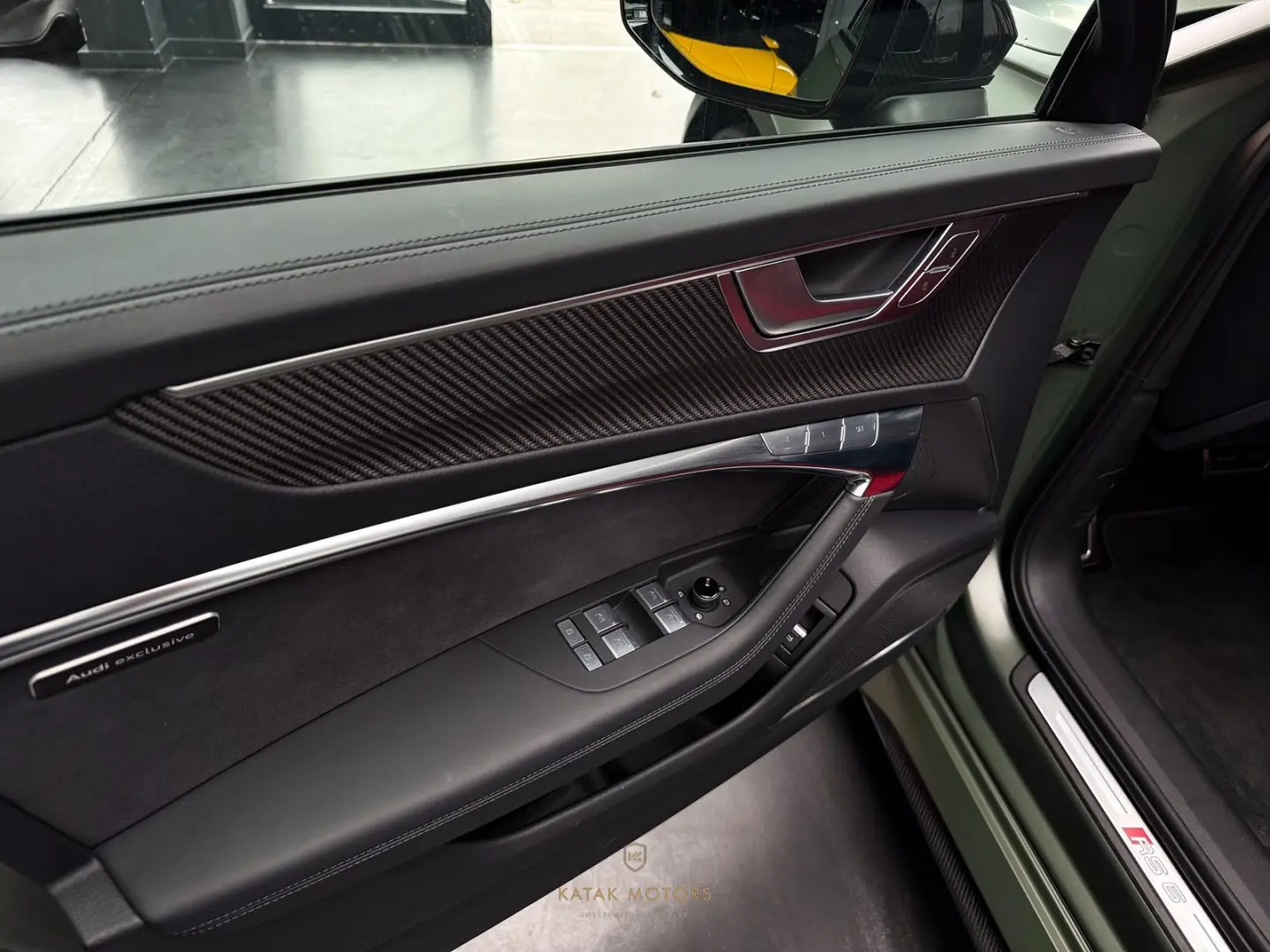 RS6 PERFORMA/FULLCARBON/DYNAMIK+/PANO/B&O/HEADUP