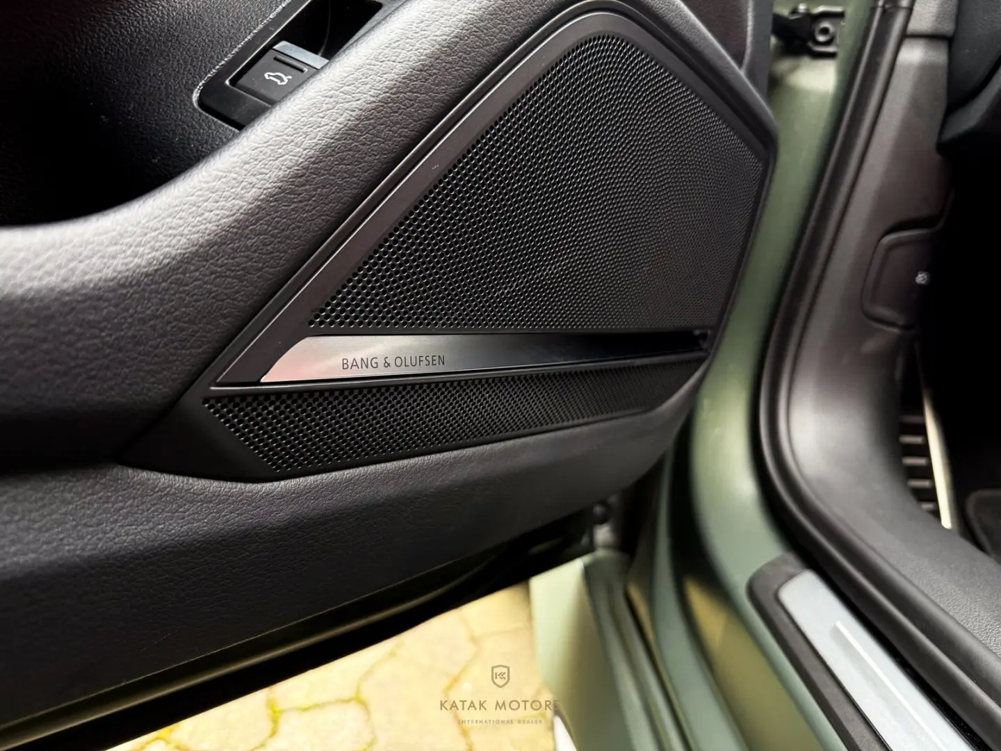 RS6 PERFORMA/FULLCARBON/DYNAMIK+/PANO/B&O/HEADUP