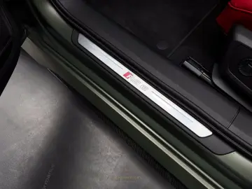 RS6 PERFORMA/FULLCARBON/DYNAMIK+/PANO/B&O/HEADUP