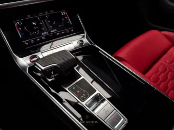 RS6 PERFORMA/FULLCARBON/DYNAMIK+/PANO/B&O/HEADUP