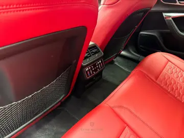 RS6 PERFORMA/FULLCARBON/DYNAMIK+/PANO/B&O/HEADUP