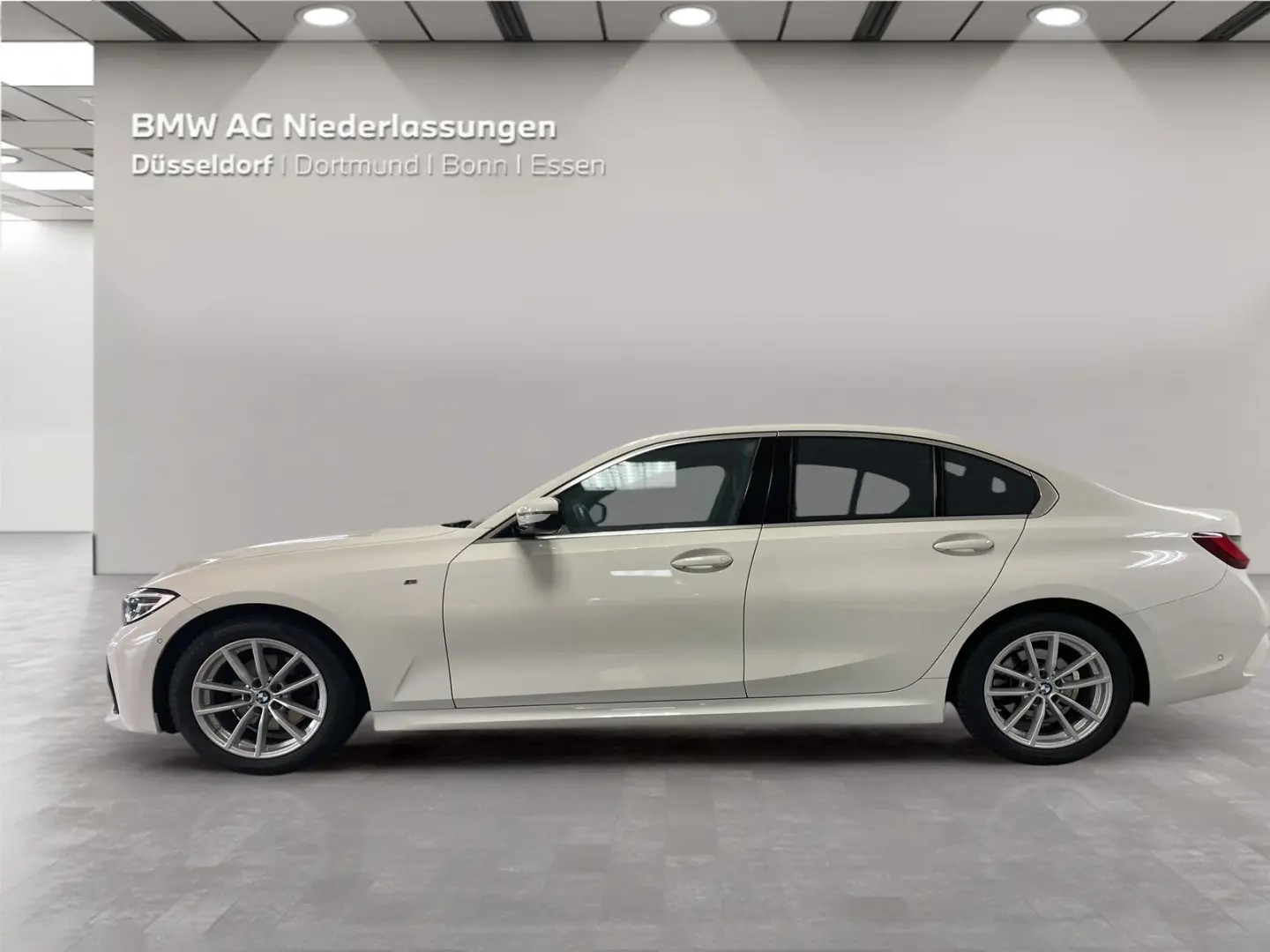 320i xDrive Limousine M Sport AHK Kamera HiFi