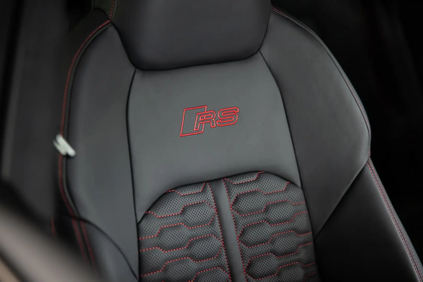RS6 4.0 TFSI PANO DYNAMIK+ STHZ RS-AGA FULL PPF