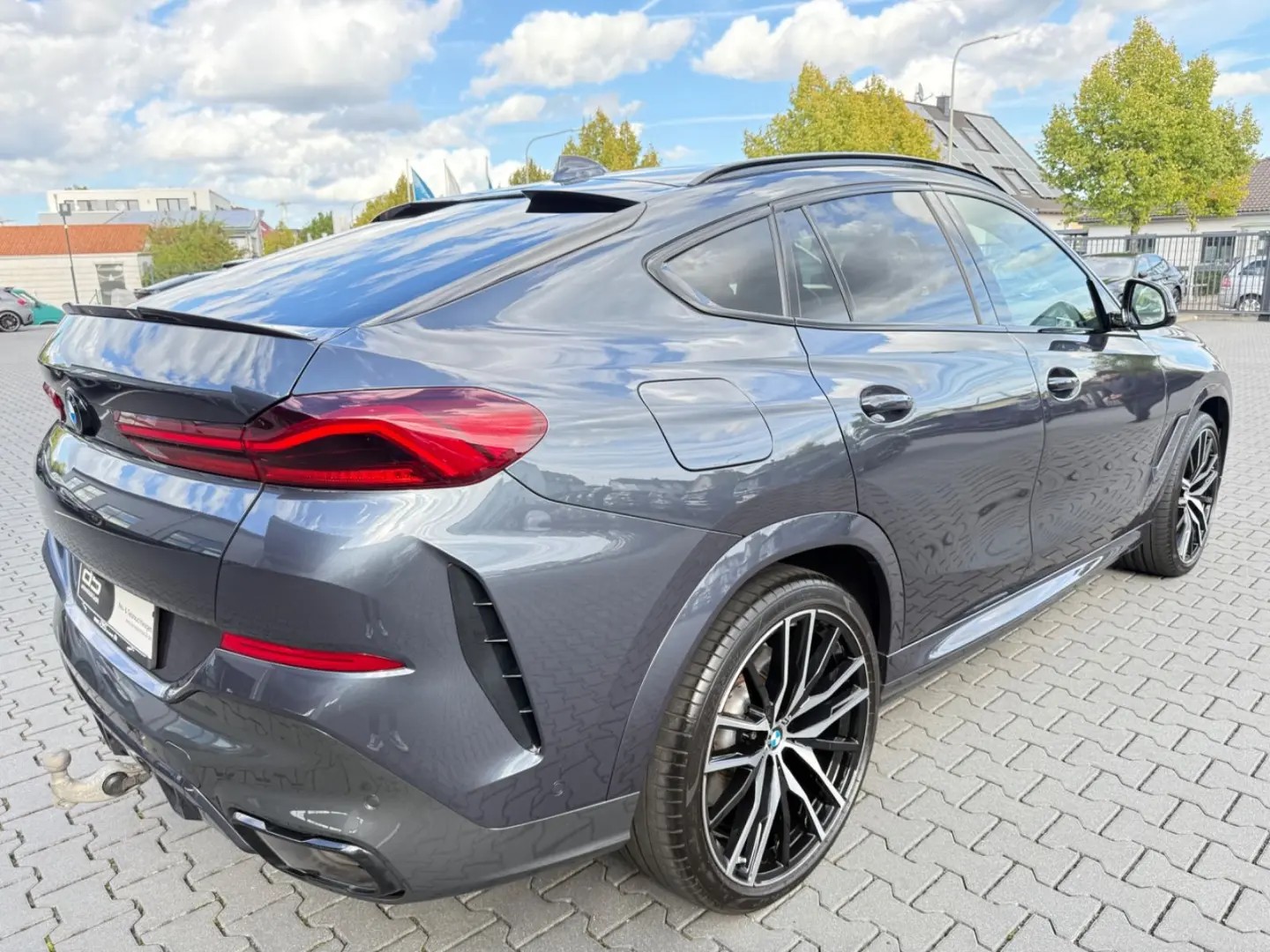 BMW X6*M50*INDIVIDUAL*ACC*HUD*LASER*ICONIC*