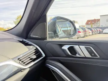 BMW X6*M50*INDIVIDUAL*ACC*HUD*LASER*ICONIC*