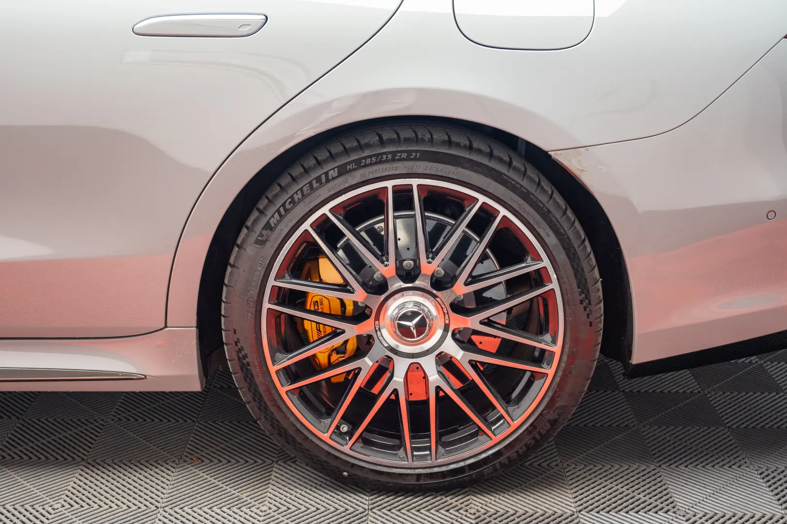 Mercedes Benz S63 Edition 1